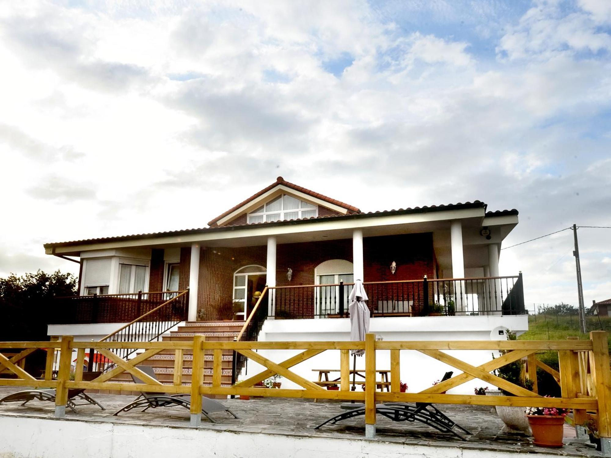Los Avellanos De Santillana Queveda Exterior foto